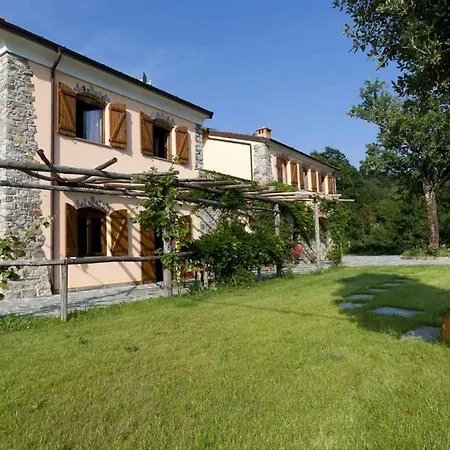 Villa Arbeio 8&6, Emma